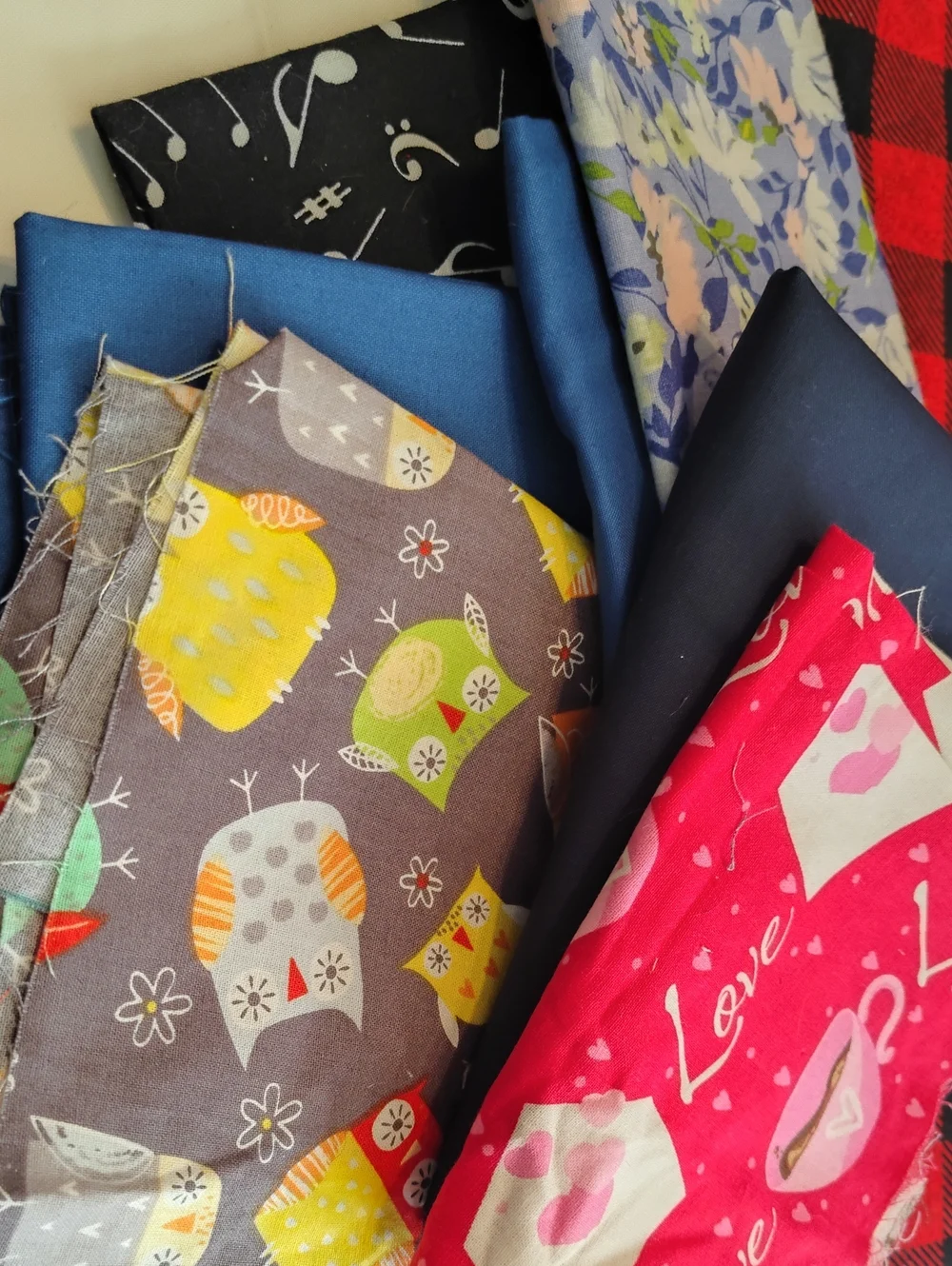 Assorted Cotton Fabric Remnant Bundle Eight Pieces -  Fat Quarter Size And Up